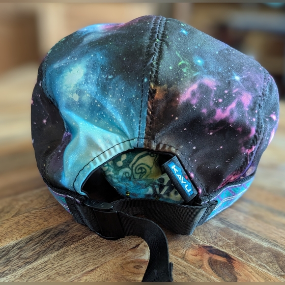 KAVU’s Galaxy Strapvisor Cap/Gently Pre-loved/Adjustable Nylon Head strap Size M - Picture 3 of 4